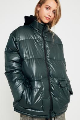 urban outfitters green puffer