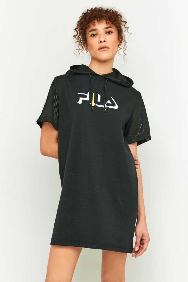 Black deals fila outfit