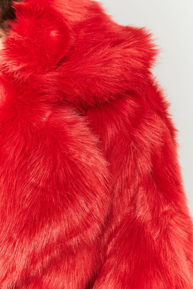 Jakke Heather Red Faux-Fur Jacket | Urban Outfitters UK