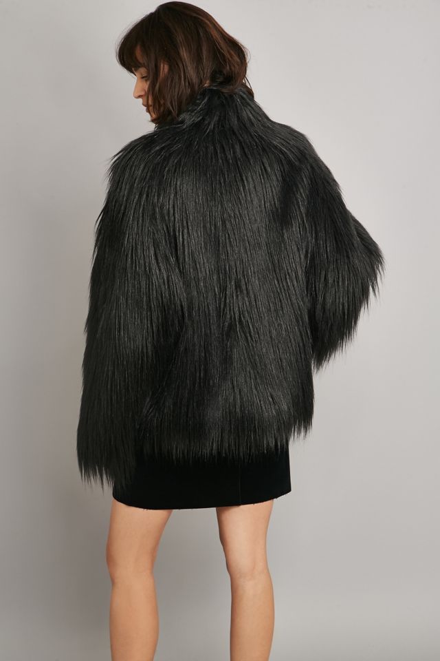 MM6 - Veste courte en fausse fourrure noire #3
