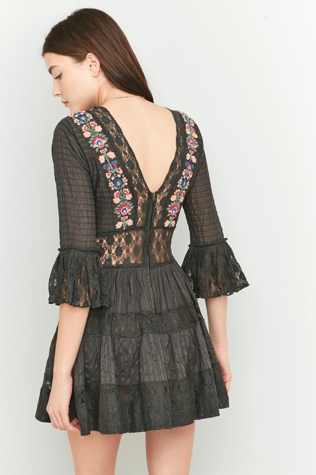 Free People Antichità Nero Frilly Mini Abito #1