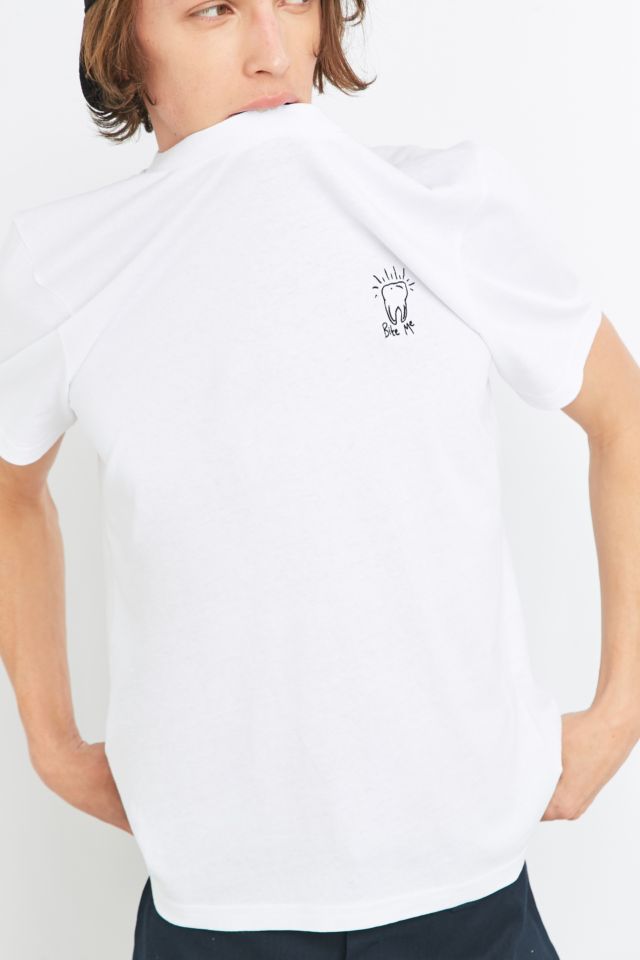 Urban outfitters 2025 white t shirt