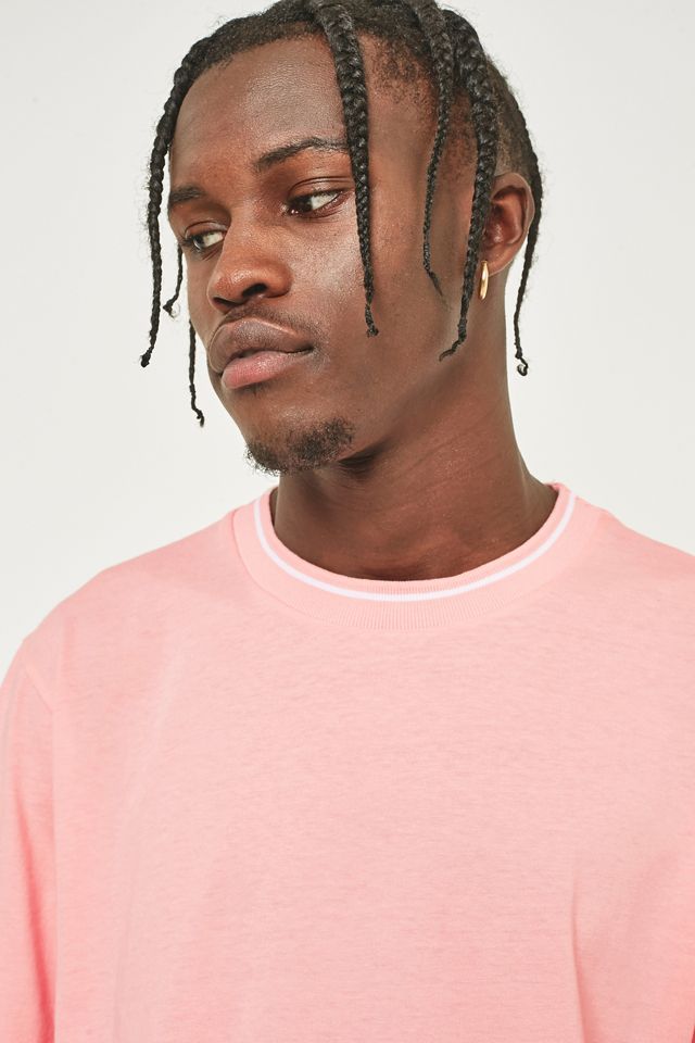 UO T-shirt Casper con punta rosa #2