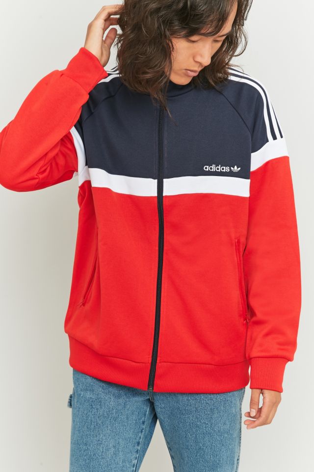 adidas Originals Trainingsoberteil Itasca in knalligem Rot Urban Outfitters DE