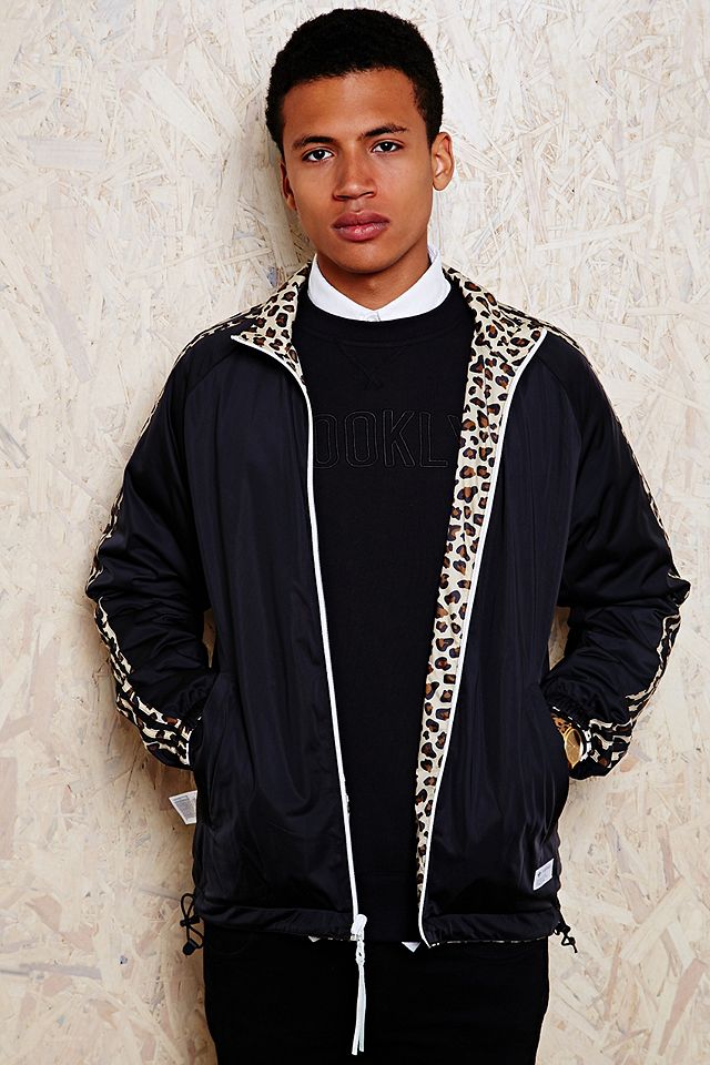 Schandelijk Pakket Middag eten adidas Reversible Jacket in Leopard Print | Urban Outfitters UK