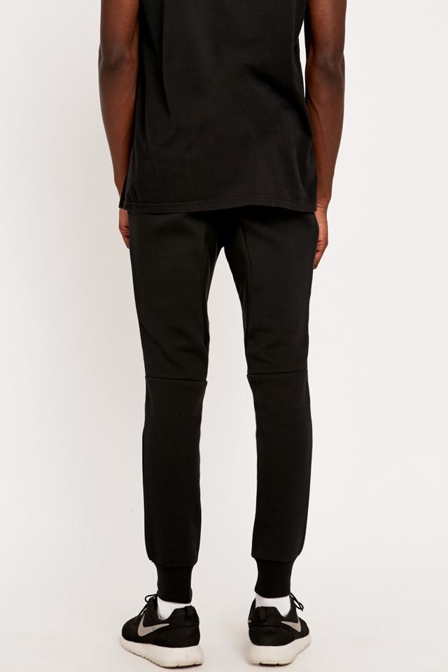 Nike – Jogginghose „Tech“ aus Fleece in Schwarz #3