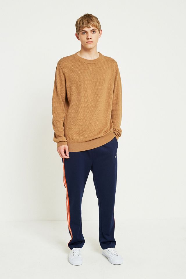 Shore Leave di Urban Outfitters Camel Textured Knit Jumper #4