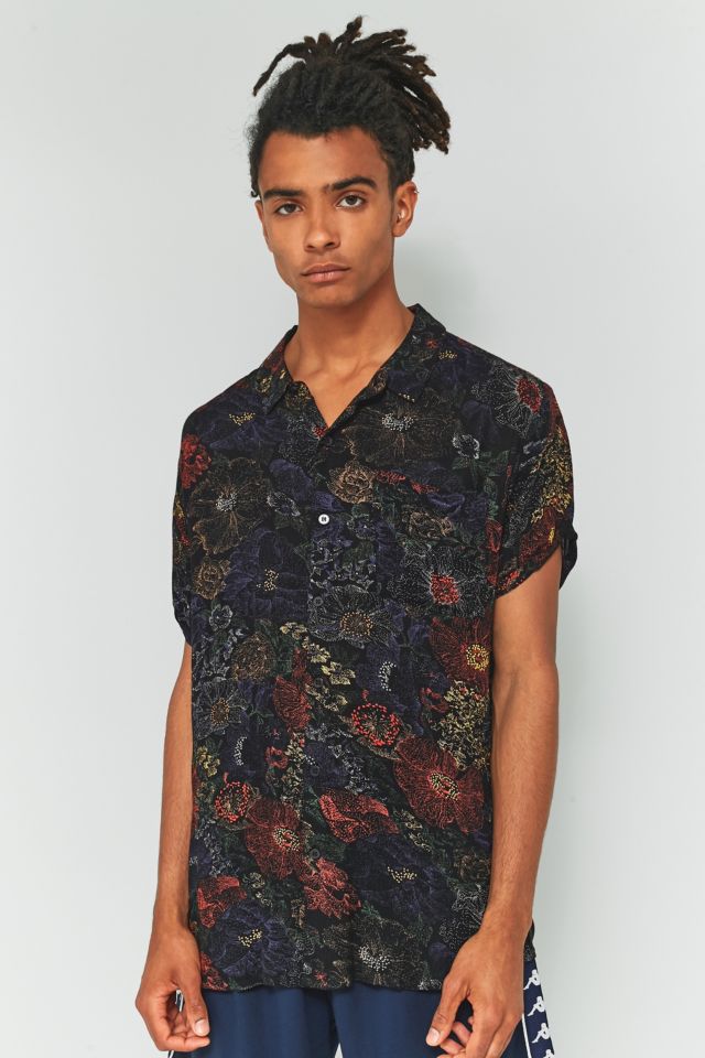 Rolla’s Electric Beach Boy Short-Sleeve Shirt | Urban Outfitters UK