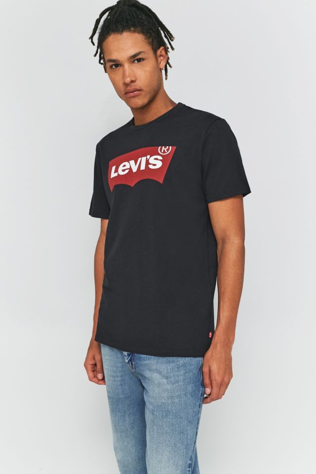 Levi's Black Batwing T-Shirt | Urban Outfitters UK