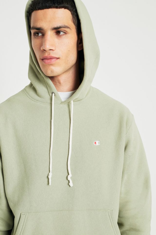 Green champion sale hoodie urban outfitters