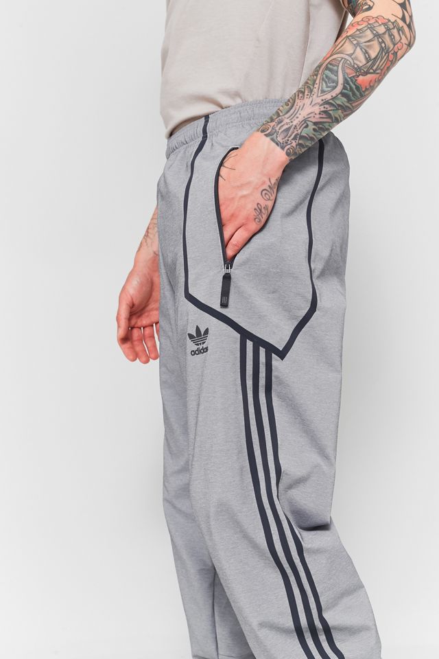 Nova wind cheap pants adidas