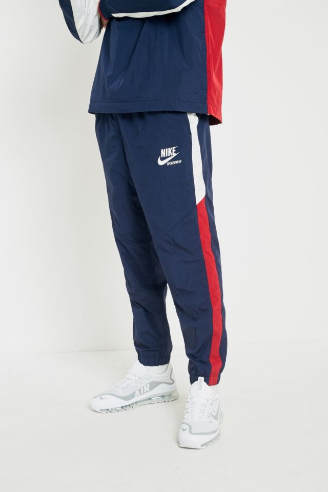 Nike archive woven store pants