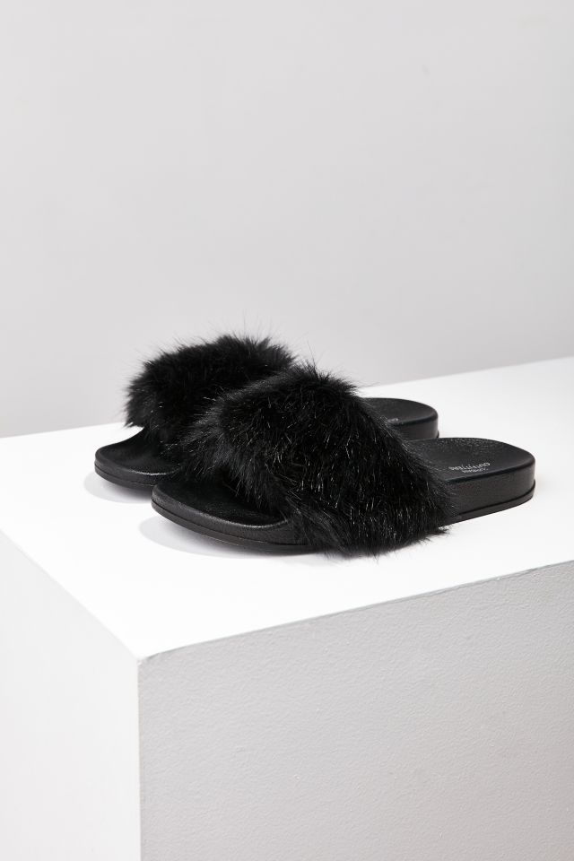 Lola Faux Fur Pool Slides | Urban Outfitters UK