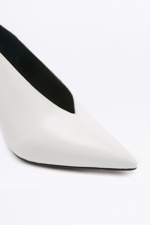 Kylie Vintage '80s White Court Shoes #4