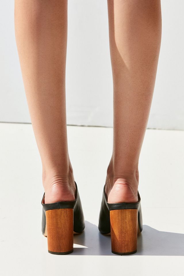 Zoccoli con tacco in legno #2