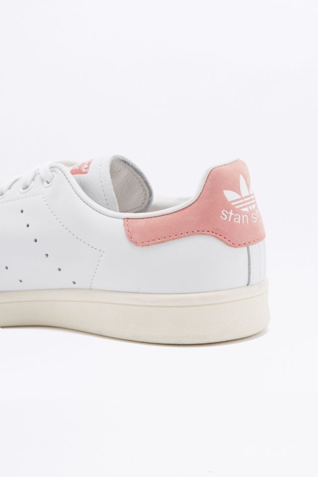 Urban outfitters shop stan smith pink