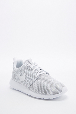 roshe run trainers