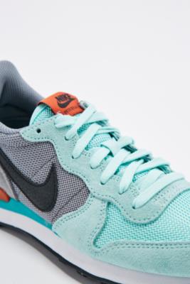 nike internationalist mint green