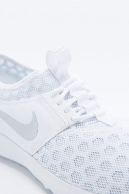 nike juvenate white