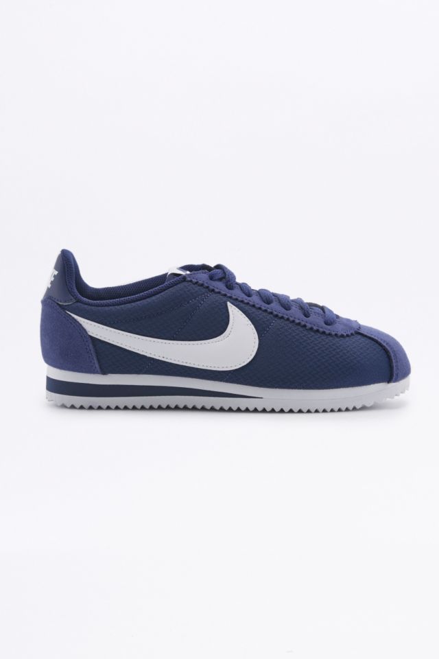 Nike cortez store urban outfitters