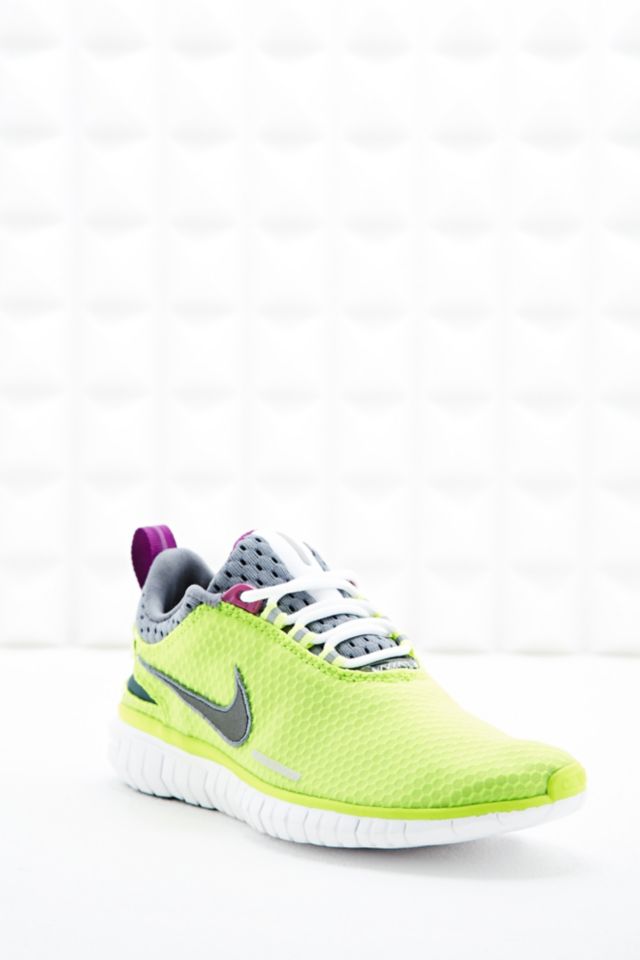 Salto apelación estante Nike Free OG Breeze Trainers in Yellow | Urban Outfitters UK