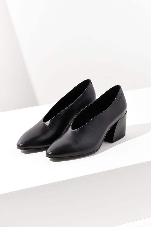 Vagabond Olivia Leather Heels | Urban Outfitters UK