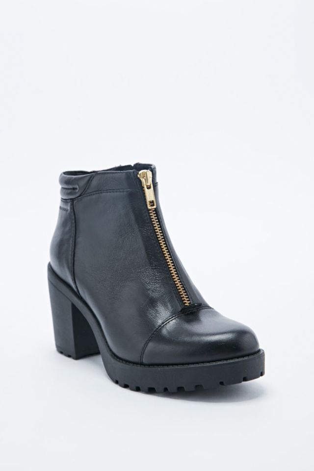 Vagabond Grace Zip Front Boots in Black | Urban Outfitters UK