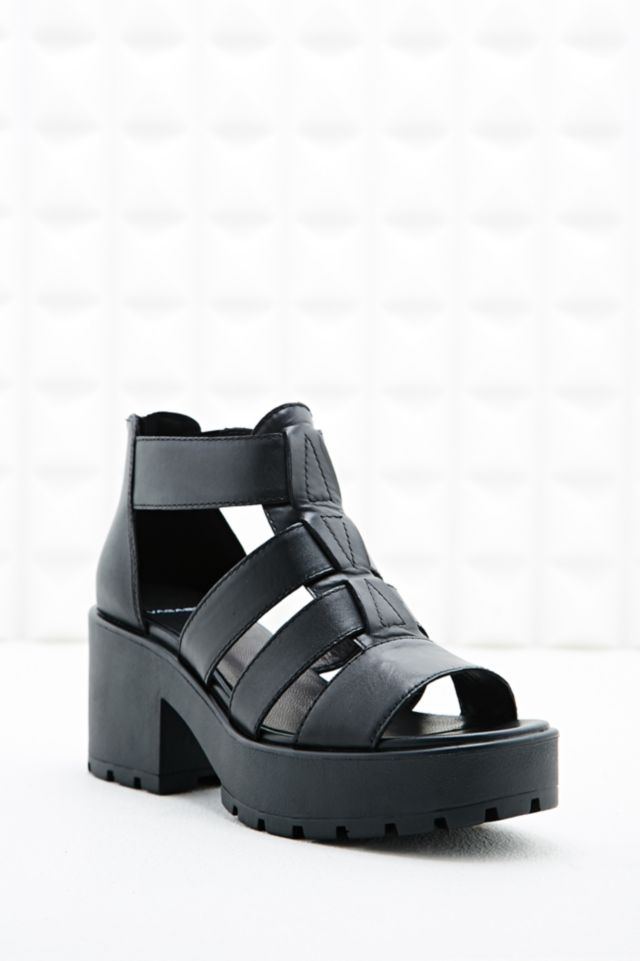Vagabond Dioon Gladiator Peep Sandals Black | Urban Outfitters UK