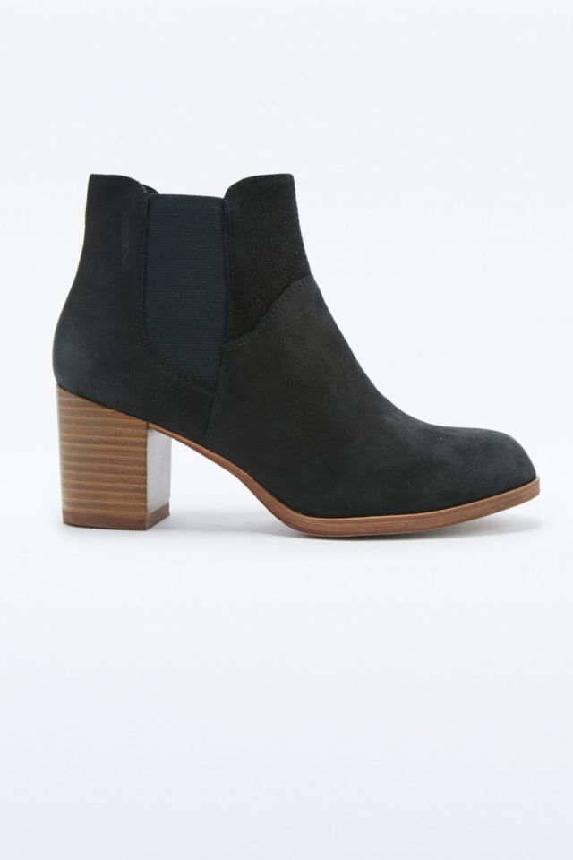 tack Uitpakken Notebook Vagabond Anna Black Chelsea Ankle Boots | Urban Outfitters UK