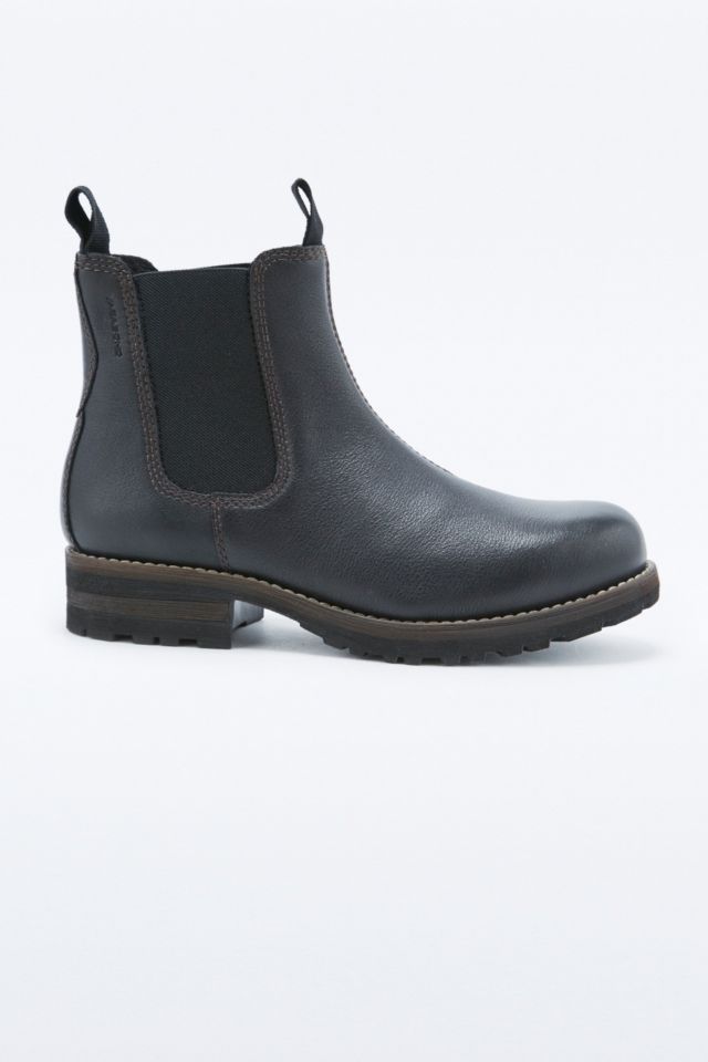 Cathy Chelsea Ankle Boots | Urban Outfitters