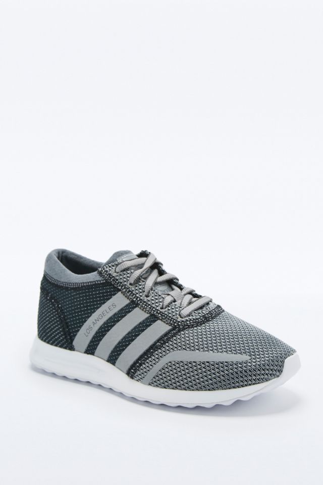 Viaje Anual Seguro adidas Originals Los Angeles Grey and Black Trainers | Urban Outfitters UK