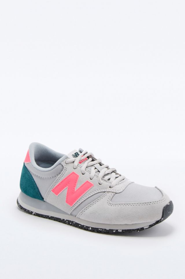 New Balance 420 Runner Grey and Pink Trainers