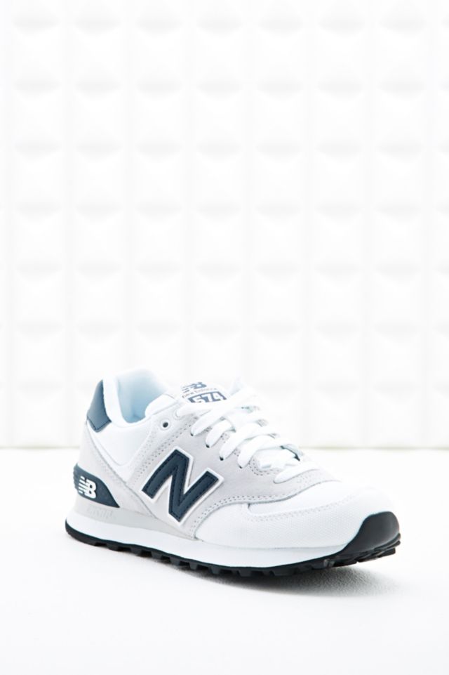 Balance 574 Runner Trainers in White | Urban Outfitters UK