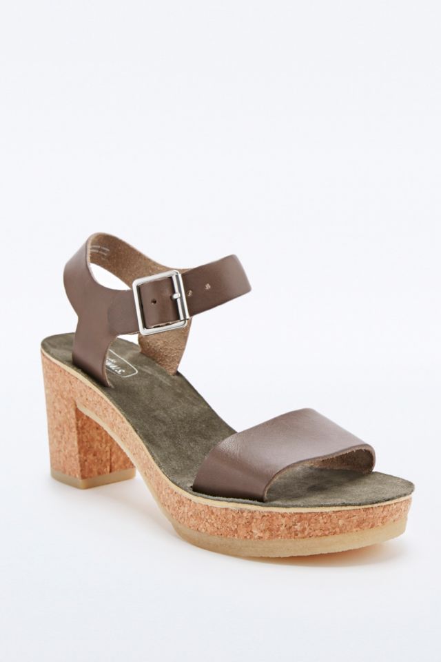 Clarks Jayda Cork Heel Shoes in Brown | Urban Outfitters UK