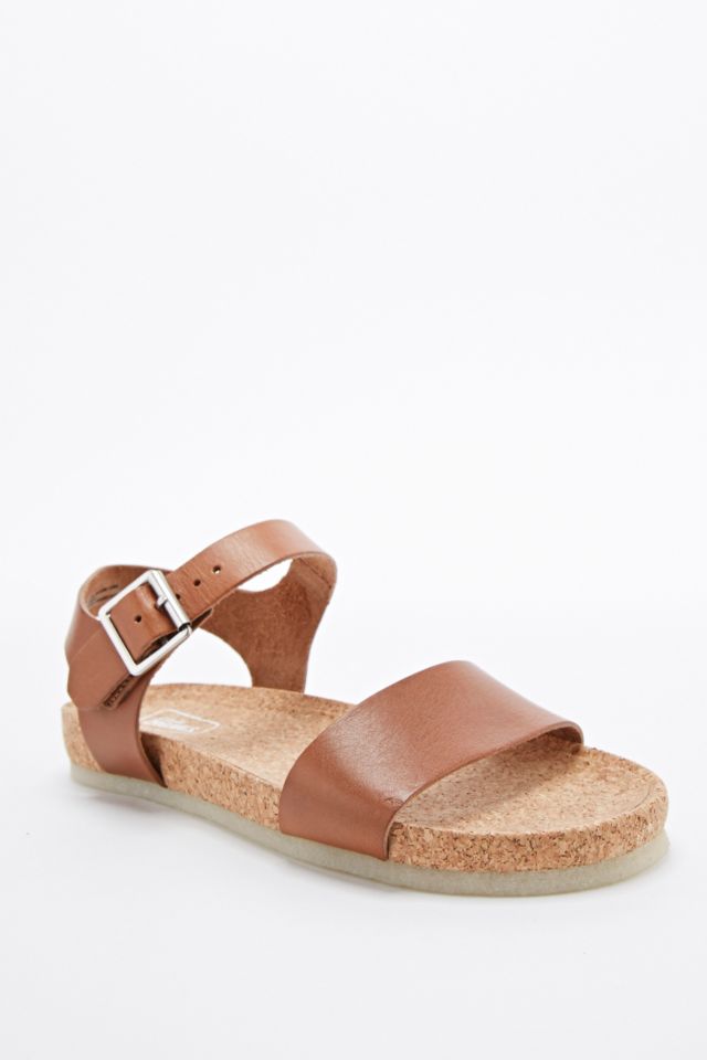 Clarks dusty on sale soul sandals