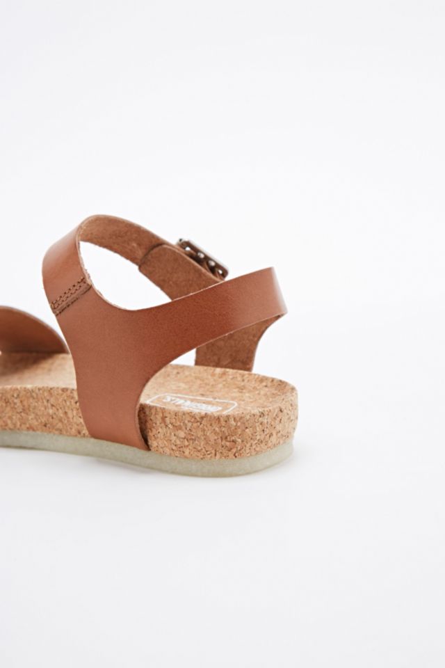 Clarks Dusty Soul Sandals in Tan Urban Outfitters UK