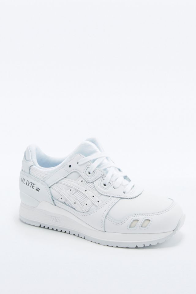 Asics gel lyte store iii urban outfitters