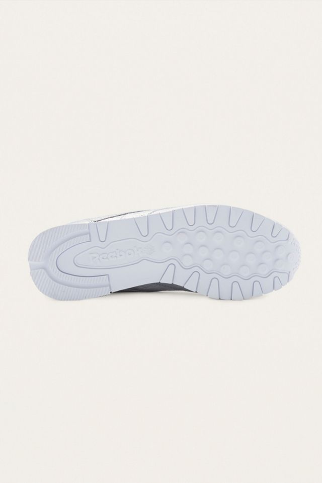 Reebok Classic Silver HD Leather Trainers | Urban Outfitters UK