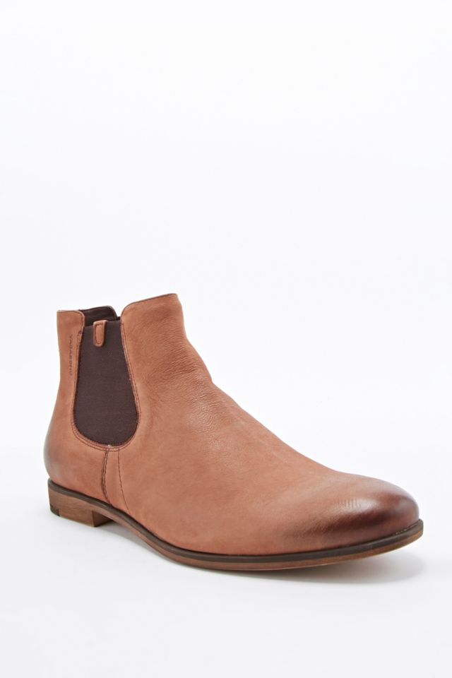 Vagabond Linhope Chelsea in Tan Urban Outfitters