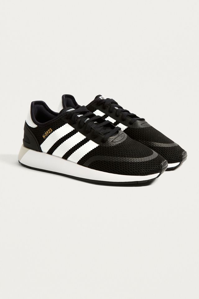 Scarpe da ginnastica adidas Iniki Black Suede #1