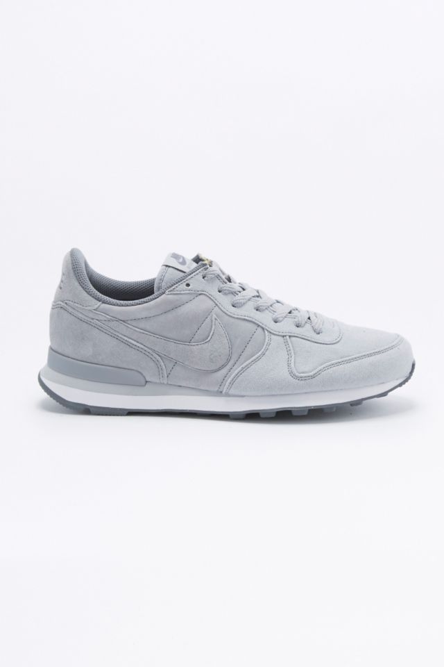 Nike internationalist premium outlet trainers