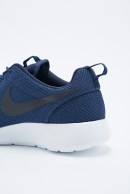 nike roshe run navy blue