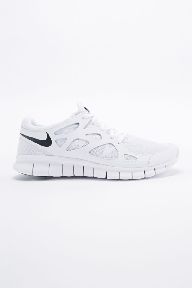 Rayo Brote Remo Nike Free Run 2 NSW Trainers in White | Urban Outfitters UK