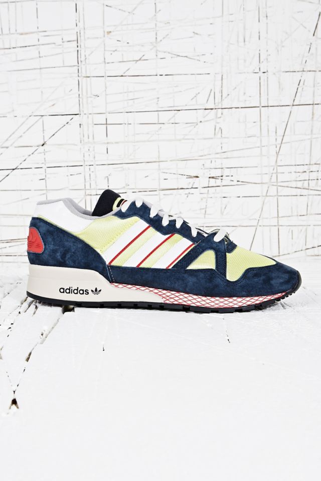Venta ambulante rebanada Penélope adidas ZX 710 Trainers in Navy | Urban Outfitters UK