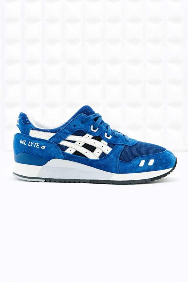 Asics Gel Lyte III Glow in the Dark Trainers in Navy Urban Outfitters UK