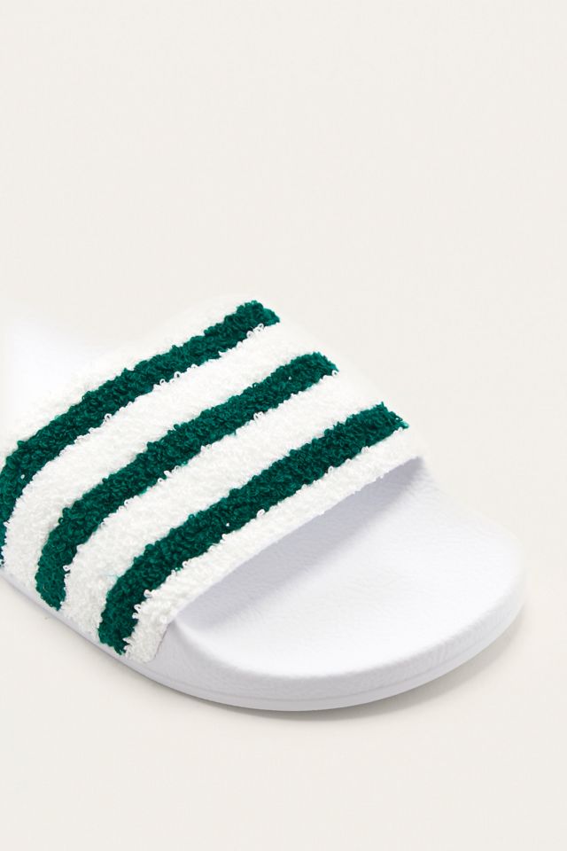 Adilette store towel slides