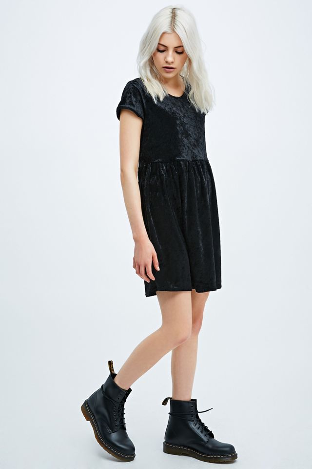 Urban Renewal Vintage Remnants Velvet Babydoll Dress in Black Urban