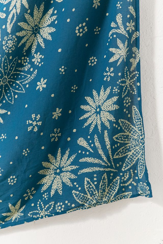 Ioana Daisy Medallion Tapestry #2