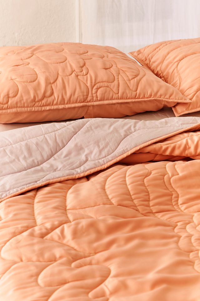 Nyla Satin Bedspread Urban Outfitters DE