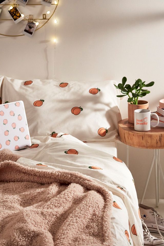 Peachy Fit, Bedding